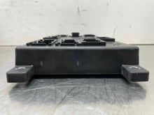 Load image into Gallery viewer, BODY CONTROL MODULE BCM COMPUTER XF XFR 2016 16 2017 17 - NW477748
