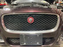 Load image into Gallery viewer, Grille Jaguar XF 2017 - NW477876