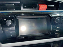 Load image into Gallery viewer, RADIO Toyota Corolla 2015 15 2016 16 - NW478323