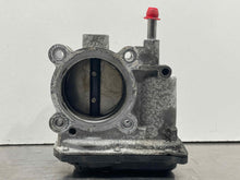Load image into Gallery viewer, Throttle Body Toyota Corolla 2016 - NW478387
