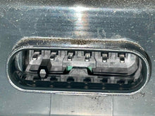 Load image into Gallery viewer, OUTER TAIL LIGHT LAMP 320i 328D 328i 330E 330i 340i M3 16-18 Right - NW478913
