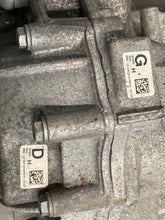 Load image into Gallery viewer, Carrier Assembly PORSCHE CAYENNE 2013 - NW479088