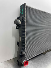 Load image into Gallery viewer, RADIATOR Jaguar XJ S Type XJ8 XF 2003 03 2004 04 2005 05 06 07 08 09 Auto - NW479438