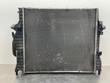 Load image into Gallery viewer, RADIATOR Jaguar XJ S Type XJ8 XF 2003 03 2004 04 2005 05 06 07 08 09 Auto - NW479438