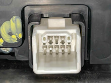 Load image into Gallery viewer, Temperature Controls HIGHLANDER 2012 - NW479308