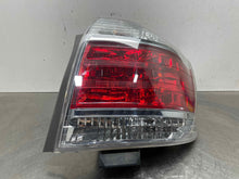 Load image into Gallery viewer, TAIL LIGHT LAMP ASSEMBLY Highlander 2011 11 2012 12 2013 13 Right - NW479574