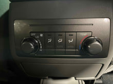 Load image into Gallery viewer, Temperature Controls HIGHLANDER 2012 - NW479309