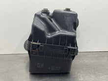 Load image into Gallery viewer, AIR CLEANER BOX Camry 2007 07 2008 08 2009 09 2010 10 2011 11 - NW377680