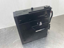 Load image into Gallery viewer, RADIO E320 E500 E55 CD Changer 2003 03 2004 04 2005 05 - NW479986
