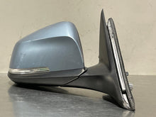 Load image into Gallery viewer, SIDE VIEW DOOR MIRROR 320i 328D 328i 330i 335i Active 3 13-18 Right - NW479771