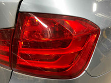 Load image into Gallery viewer, OUTER TAIL LIGHT LAMP 320i 328D 328i 335i Active 3 M3 12-15 Right - NW480071