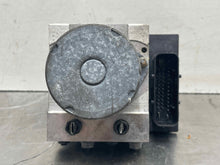 Load image into Gallery viewer, ABS PUMP BMW 525xi 530xi 2006 06 2007 07 - NW480144