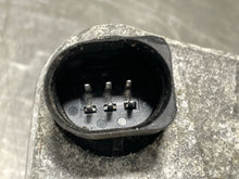 Load image into Gallery viewer, THROTTLE BODY BMW 530i 330i 525i 323i 325i Z4 2006 06 2007 07 2008 08 - NW480756