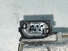 Load image into Gallery viewer, THROTTLE BODY Mercedes R350 R500 E350 C250 ML350 S400 2006 06 07 08 09 10 11 - NW480760