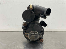 Load image into Gallery viewer, AIR RIDE COMPRESSOR R320 R350 R500 R63 2006-2013 - NW480162