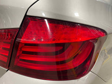 Load image into Gallery viewer, OUTER TAIL LIGHT LAMP 528i 535i 550i Active 5 M5 11 12 13 Right - NW481261