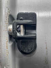 Load image into Gallery viewer, WHEEL RIM C250 C300 C350 C63 12-14 17x8-1/2 17x8-1/2, 5 lug, 112mm - NW481659