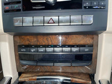 Load image into Gallery viewer, Temperature Controls MERCEDES E-CLASS 2014 - NW481861