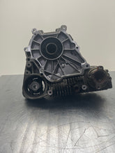 Load image into Gallery viewer, TRANSFER CASE BMW 530xi 528xi 328xi 332xi 2006 06 2007 07 2008 08 09 2010 10 - NW481964