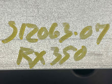 Load image into Gallery viewer, AC HEATER TEMP CONTROL Lexus RX330 RX350 2004 04 2005 05 2006 06 07 08 09 - NW482221