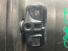 Load image into Gallery viewer, Wheel Rim LEXUS IS250 2009 - NW482398