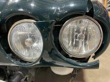Load image into Gallery viewer, HEADLIGHT LAMP ASSEMBLY Vanden Pl XJ8 XJ8L XJR 1998-2003 Left - NW483163