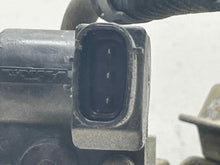 Load image into Gallery viewer, THROTTLE BODY Lexus RX300 1999 99 2000 00 2001 01 02 03 - NW483817