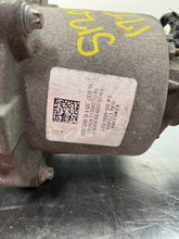 Load image into Gallery viewer, Carrier Assembly Chevrolet TRAX 2017 - NW483494