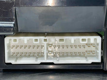 Load image into Gallery viewer, Temperature Controls LEXUS GS300 2004 - NW484203
