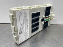 Load image into Gallery viewer, BODY CONTROL MODULE BCM COMPUTER I3 I8 Clubman Cooper Countryman 14-20 - NW484005