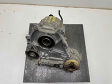 Load image into Gallery viewer, TRANSFER CASE 535i 535i Gt 550i 550i Gt 750 HYBRID 750i 750il B7 10-12 - NW484394