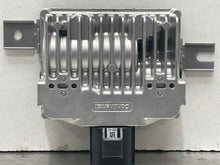 Load image into Gallery viewer, FUEL PUMP CONTROL MODULE COMPUTER Evoque LR2 LR4 Range Rover Sport 10-16 - NW484017