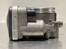 Load image into Gallery viewer, THROTTLE BODY BMW 330I X3 X5 Z3 Z4 2001 02 03 04 05 06 - NW484397