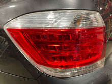 Load image into Gallery viewer, TAIL LIGHT LAMP ASSEMBLY Highlander 2011 11 2012 12 2013 13 Left - NW484990