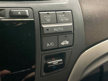 Load image into Gallery viewer, Temperature Controls Honda Crosstour 2013 - NW484769