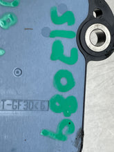 Load image into Gallery viewer, Air Bag occupant detection computer Highlander XD Camry 04 05 06 - 11 - NW484574