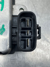 Load image into Gallery viewer, COOLING FAN CONTROL MODULE COMPUTER ES350 GS350 GS430 Avalon 05-16 - NW484575