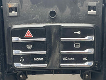 Load image into Gallery viewer, Temperature Controls PORSCHE CAYENNE 2012 - NW484772