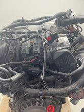 Load image into Gallery viewer, ENGINE MOTOR Cayenne 11 12 13 14 15 16 17 18 3.0L VIN E - NW484649