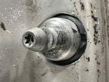 Load image into Gallery viewer, WHEEL Mercedes E320 E500 E350 2003 03 2004 04 05 06 07 16x8 5 Double Spoke - NW485034