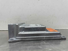 Load image into Gallery viewer, AIR BAG CONTROL MODULE COMPUTER Gl320 Gl350 Gl450 Gl550 R320 R350 08-13 - NW485161