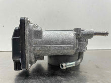 Load image into Gallery viewer, THROTTLE BODY Subaru Forester Impreza XV Crosstek 11 12 13 14 - NW486762
