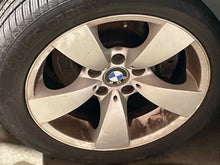 Load image into Gallery viewer, WHEEL 525i 545i 528i 530i 550i 2004 04 05 06 07 08 09 10 17x7.5 5 Spoke - NW486820