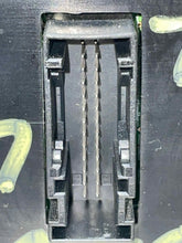Load image into Gallery viewer, TEMPERATURE CONTROLS Ford Mustang 05 06 07 08 09 - NW486573