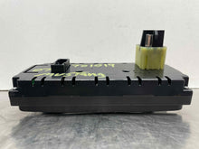 Load image into Gallery viewer, TEMPERATURE CONTROLS Ford Mustang 05 06 07 08 09 - NW486573