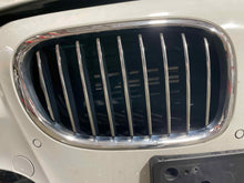 Load image into Gallery viewer, Grille BMW 750I 2015 - NW487193