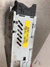 Load image into Gallery viewer, Radio BMW 525i 540i 528i M5 530i 97 98 99 00 01 02 03 AM FM Receiver - NW487322