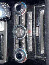 Load image into Gallery viewer, FRONT TEMPERATURE CONTROLS Range Rover Sport 2012 12 2013 13 - NW487969