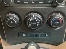 Load image into Gallery viewer, TEMPERATURE CONTROLS Kia Rondo 2007 07 2008 08 - NW487966