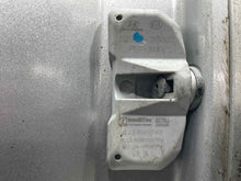 Load image into Gallery viewer, Wheel Rim Kia Rondo 2007 - NW488405